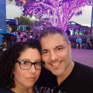 Meet your Posher, Emanuela